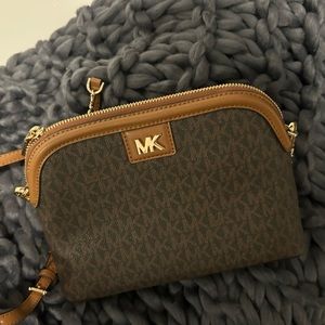 Stylish Micheal Kors chocolate brown with caramel brown accents